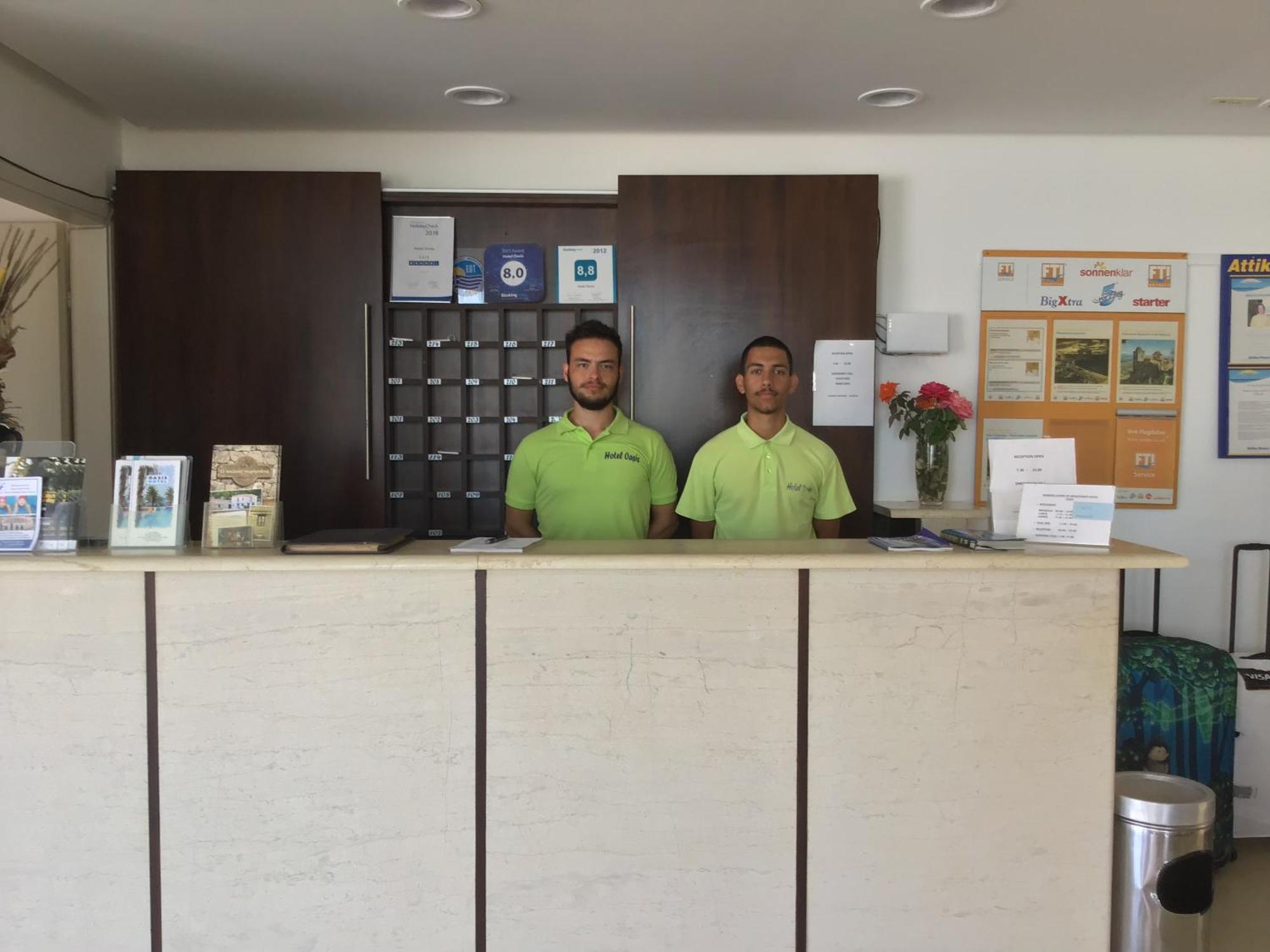 Hotel Oasis Кипарисия Екстериор снимка